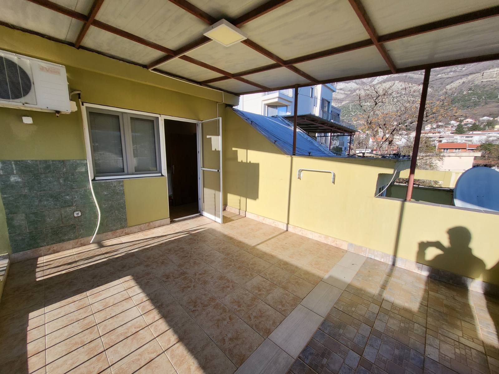 Image of House - 10 Bedrooms - 4 Bathrooms for Sale in Bar-Sutomore-Montenegro, Image 4