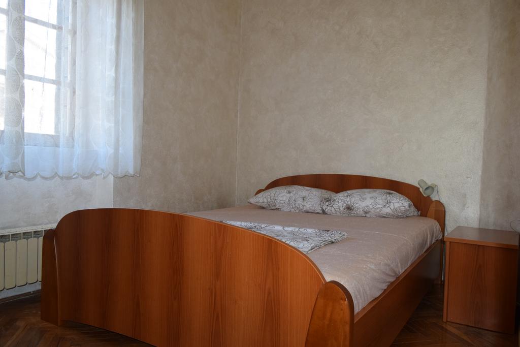 Image of House - 5 Bedrooms - 2 Bathrooms for Sale in Kotor-Kotor-Montenegro, Image 7