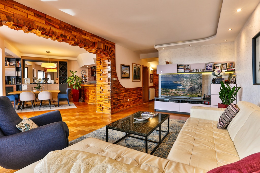 Image of Apartment - 3 Bedrooms - 3 Bathrooms for Sale in Budva-Budva-Montenegro, Image 15