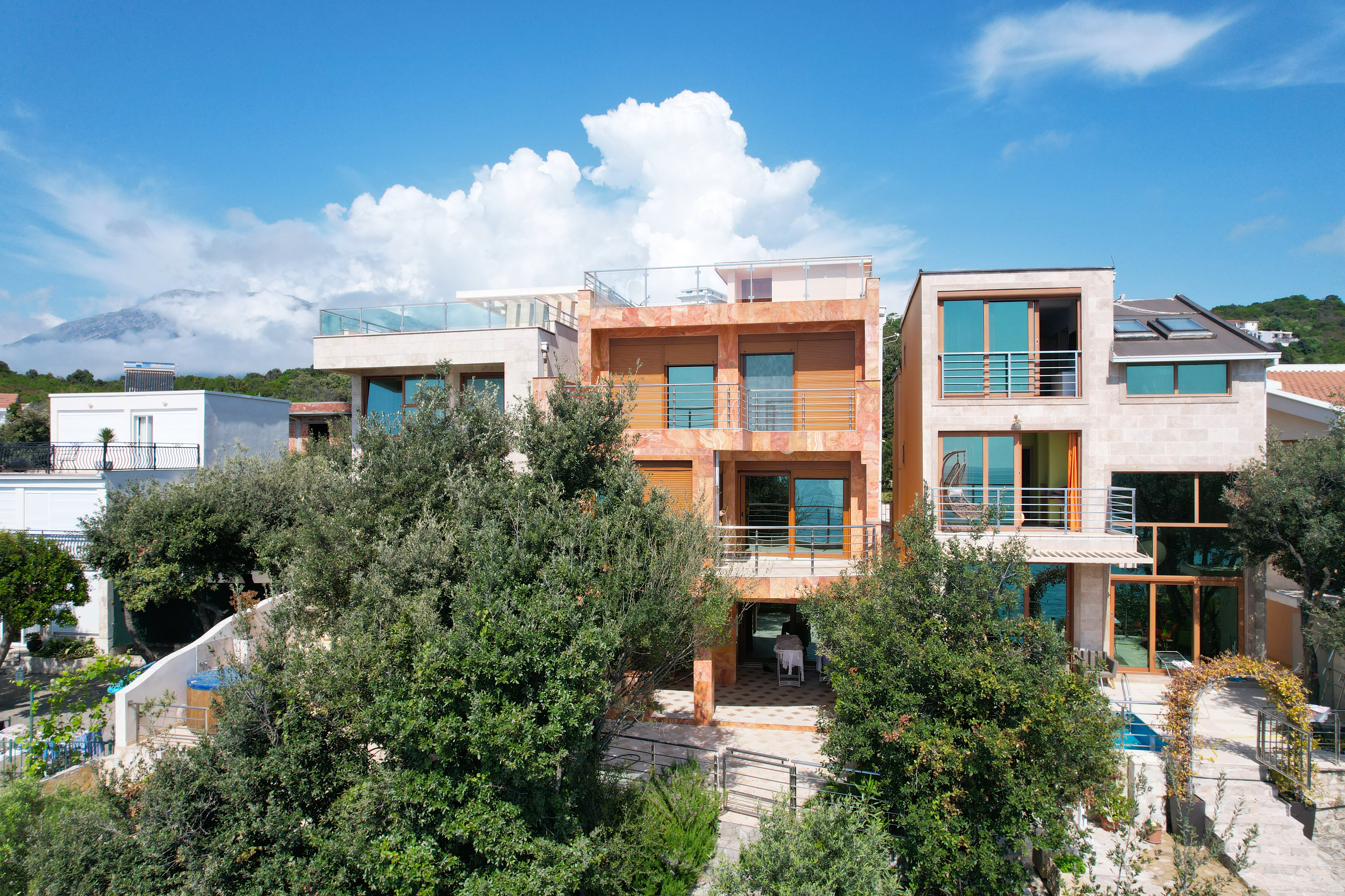 Image of House - 4 Bedrooms - 4 Bathrooms for Sale in Bar-Utjeha-Montenegro, Image 54