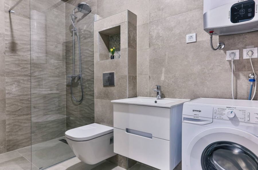 Image of Apartment - 3 Bedrooms - 2 Bathrooms for Sale in Budva-Montenegro, Image 9