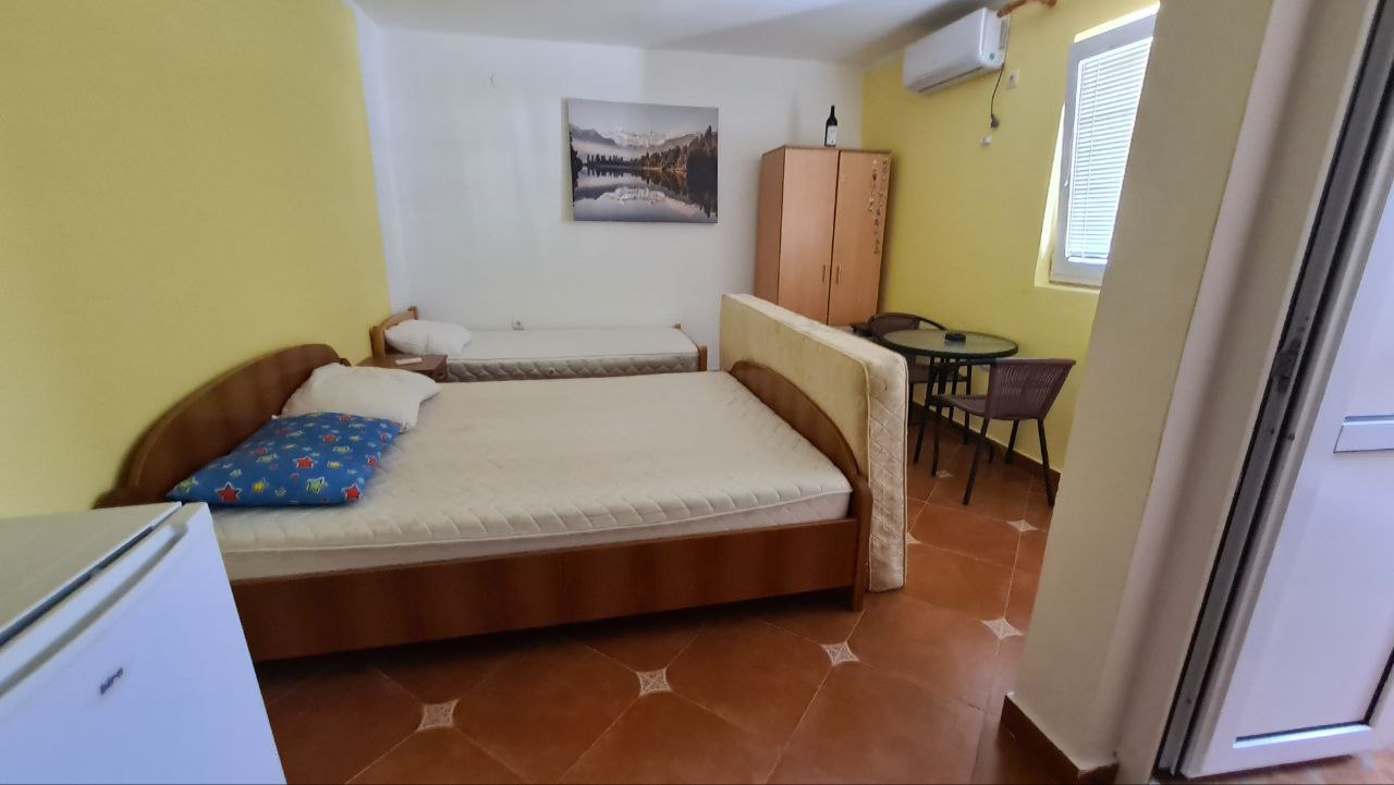 Image of House - 8 Bedrooms - 6 Bathrooms for Sale in Bar-Sutomore-Montenegro, Image 3