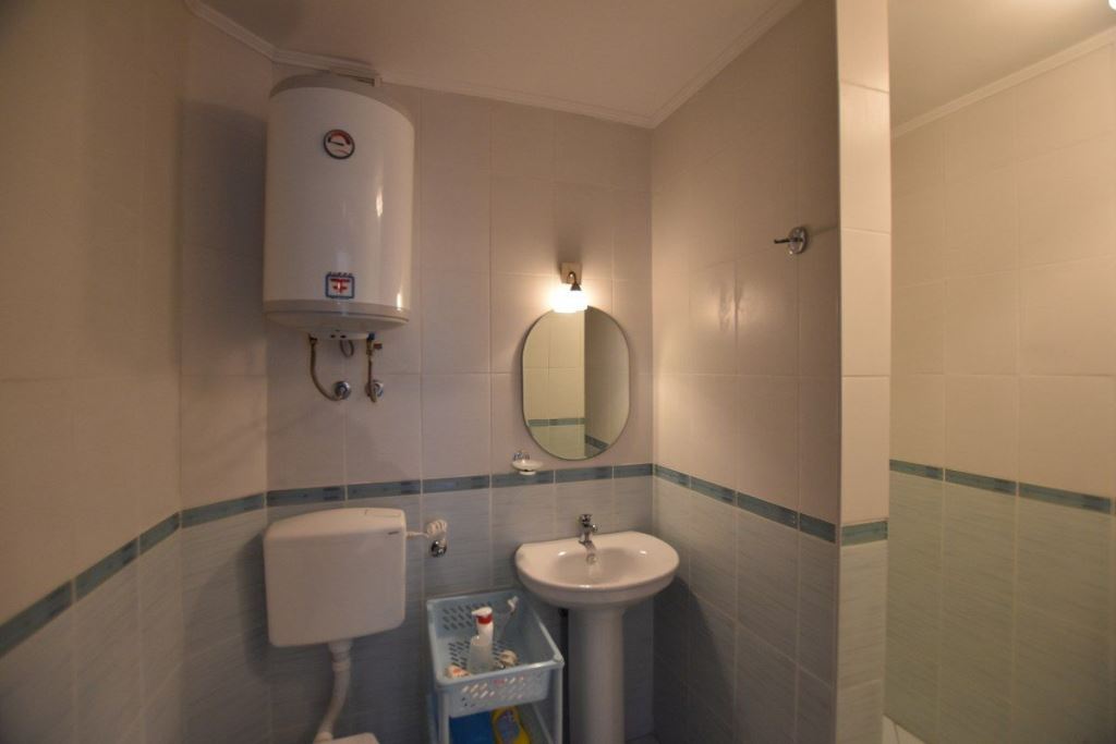 Haus 7 Schlafzimmer  Bar, Montenegro