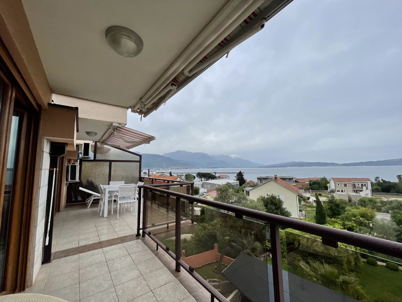 Image of Apartment - 2 Bedrooms - 1 Bathrooms for Sale in Herceg-Novi-Bijela-Montenegro, Image 2