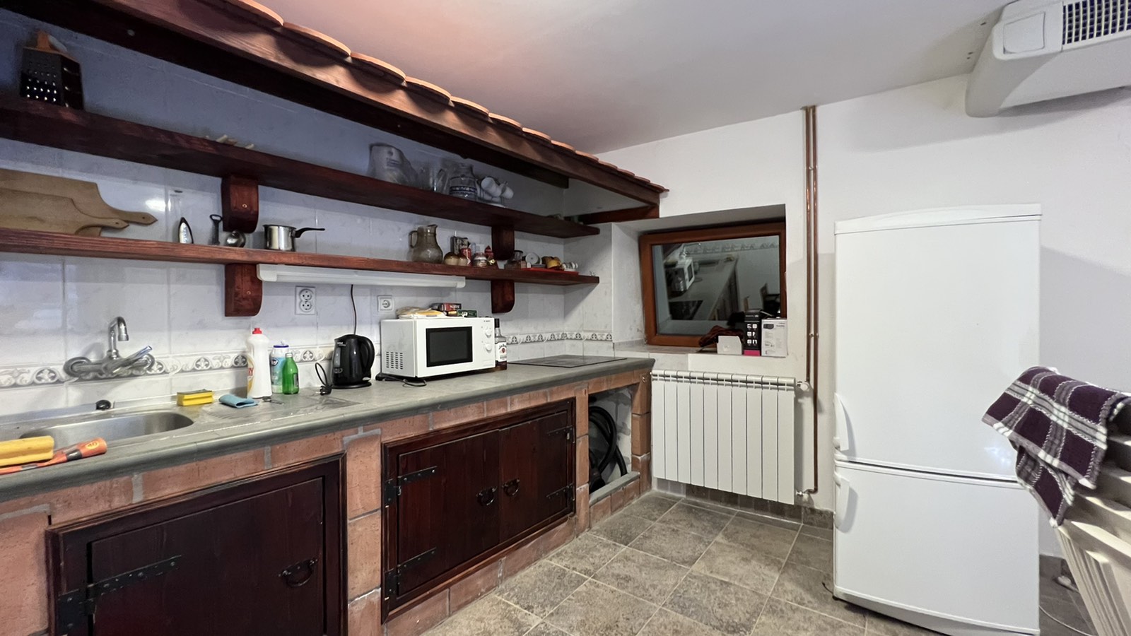 Image of Apartment - 2 Bedrooms - 1 Bathrooms for Sale in Tivat-Krasici-Montenegro, Image 5