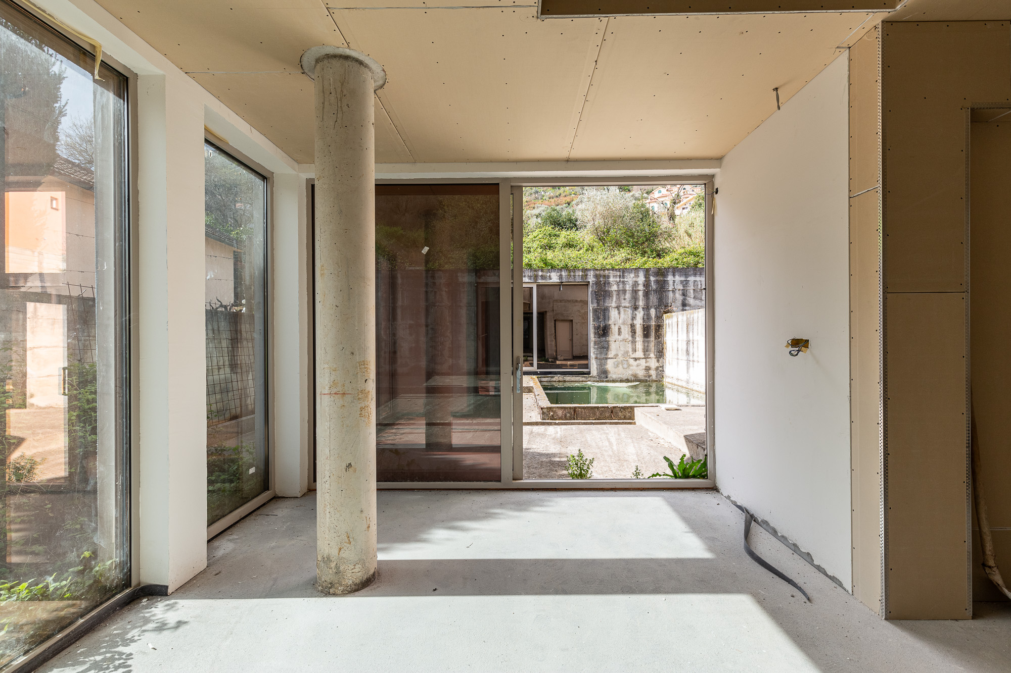 Image of House - 6 Bedrooms for Sale in Kotor-Prcanj-Montenegro, Image 45