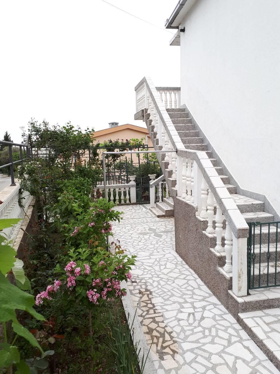 Image of House - 4 Bedrooms - 4 Bathrooms for Sale in Bar-Bjelisi-Montenegro, Image 5