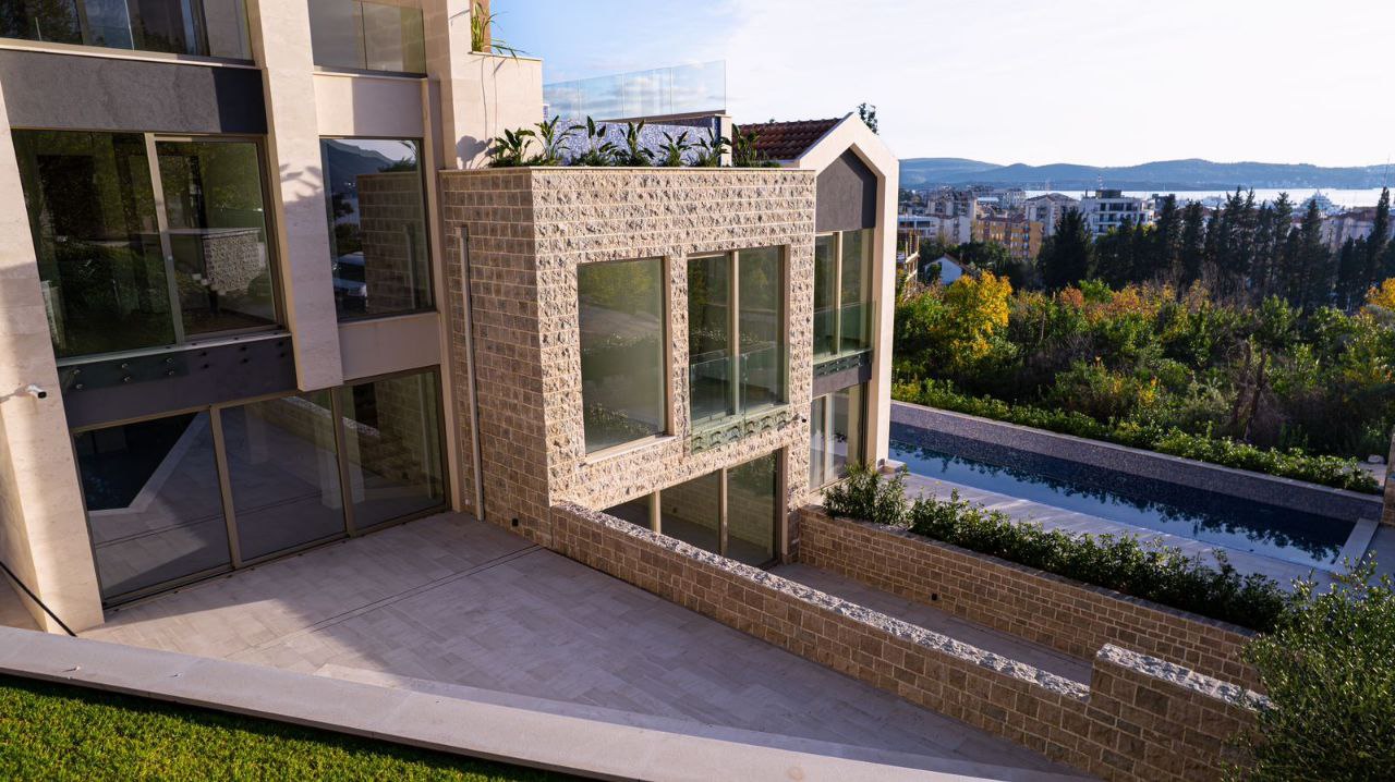 Luxury apartments in a unique complex  Donja Lastva Tivat