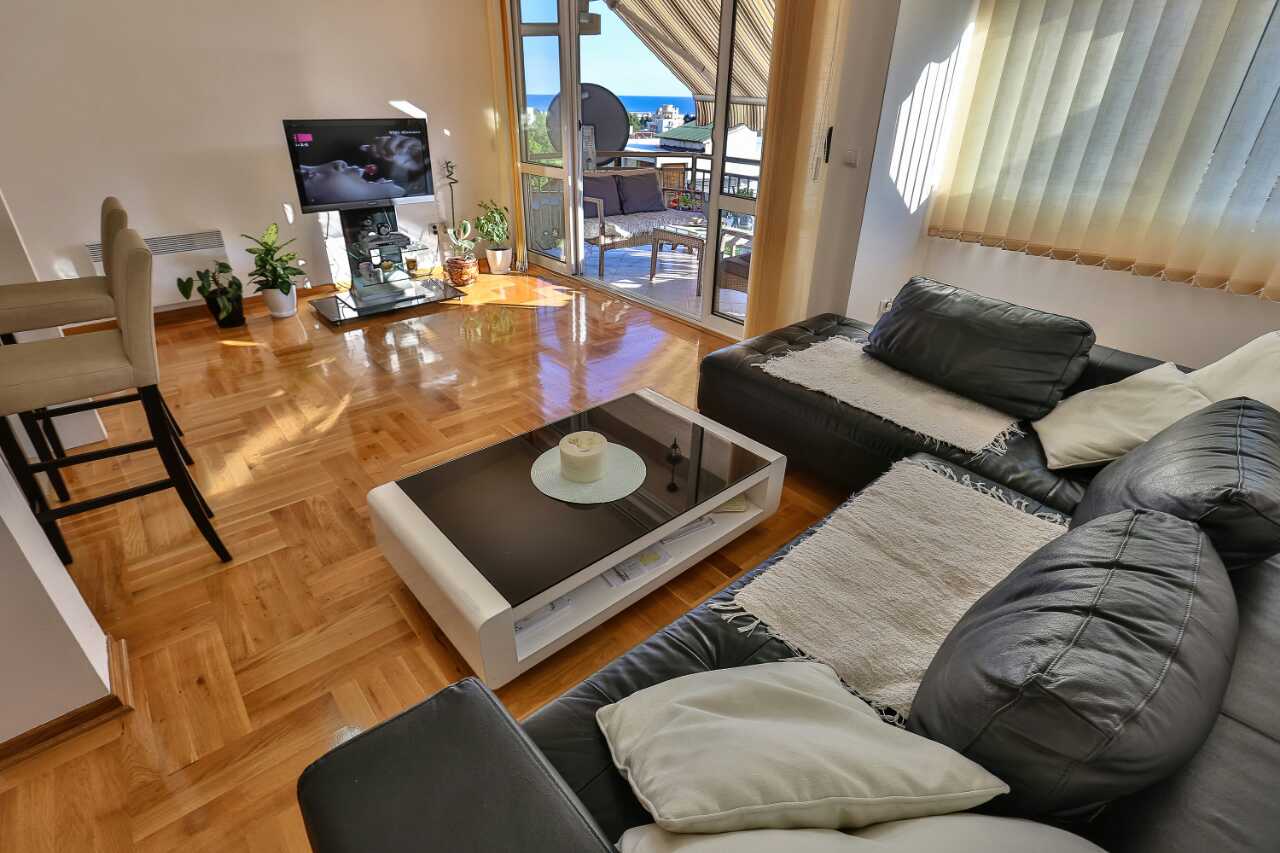 Mini hotel for sale in Canj