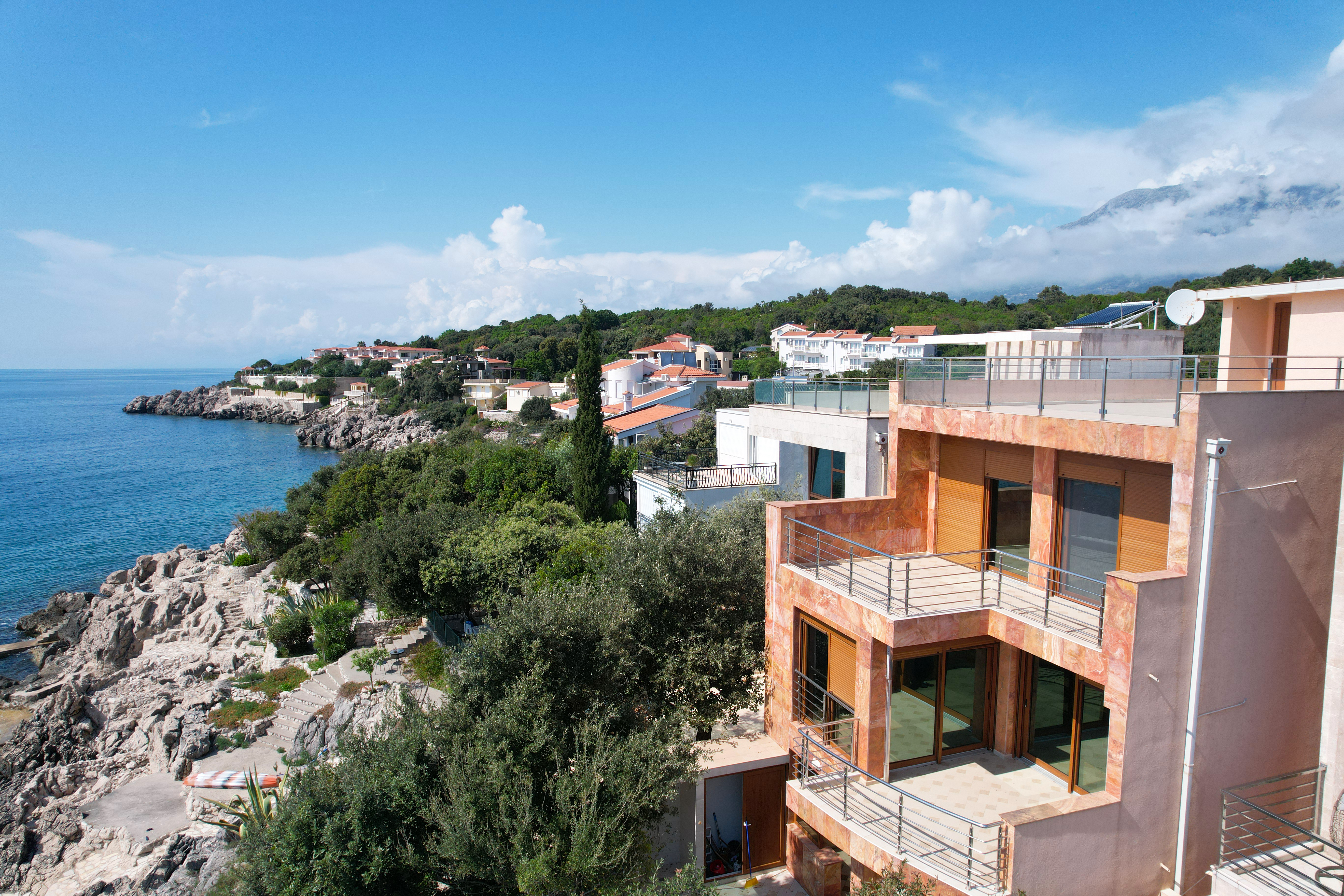 Image of House - 4 Bedrooms - 4 Bathrooms for Sale in Bar-Utjeha-Montenegro, Image 55
