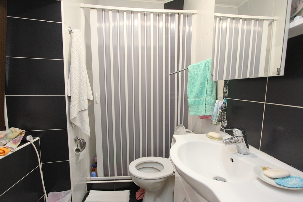 Image of House - 3 Bedrooms - 3 Bathrooms for Sale in Kotor-Prcanj-Montenegro, Image 11