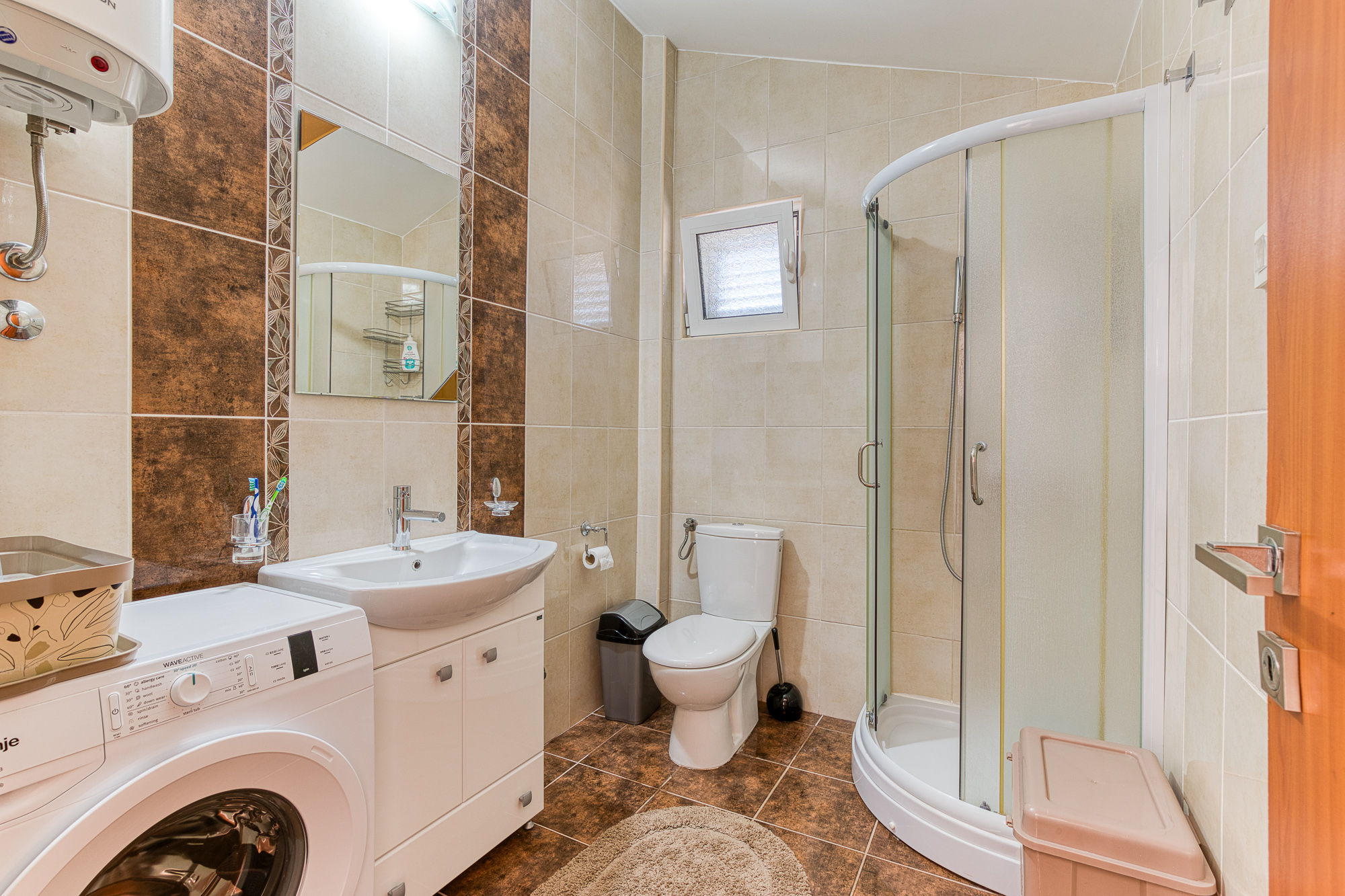 Image of Villa - 4 Bedrooms - 2 Bathrooms for Sale in Kotor-Montenegro, Image 14