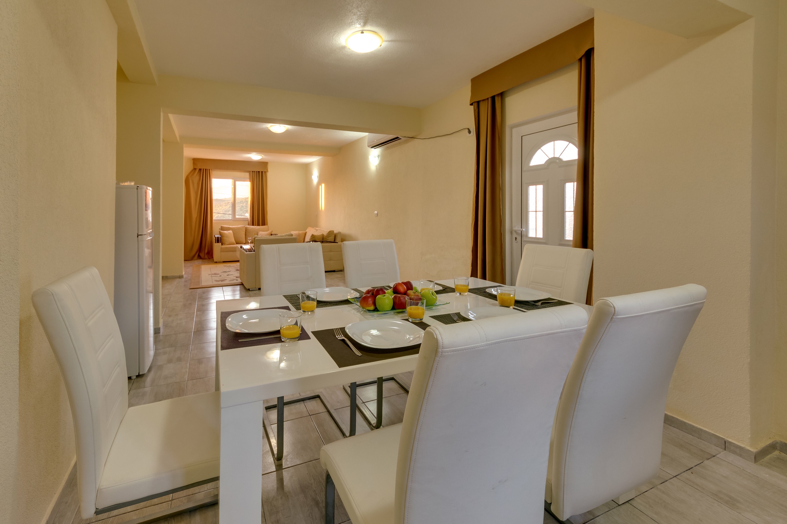 Image of Hotel - 10 Bedrooms for Sale in Bar-Bar-Montenegro, Image 4
