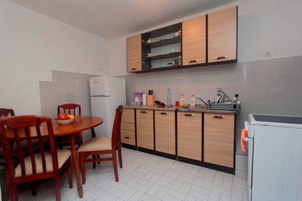 Image of House - 4 Bedrooms - 2 Bathrooms for Sale in Herceg-Novi-Herceg Novi-Montenegro, Image 6