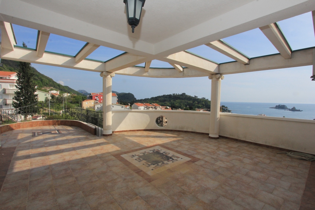 Image of Villa - 6 Bedrooms - 6 Bathrooms for Sale in Budva-Petrovac-Montenegro, Image 23