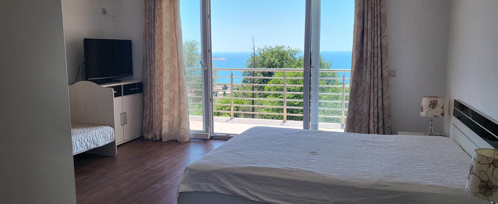 Image of House - 6 Bedrooms - 3 Bathrooms for Sale in Bar-Susanj-Montenegro, Image 3