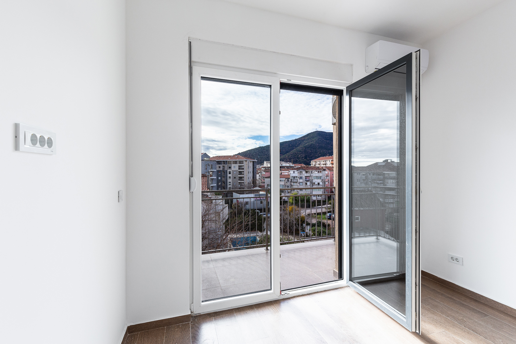 Image of Apartment - 1 Bedrooms - 1 Bathrooms for Sale in Budva-Budva-Montenegro, Image 6