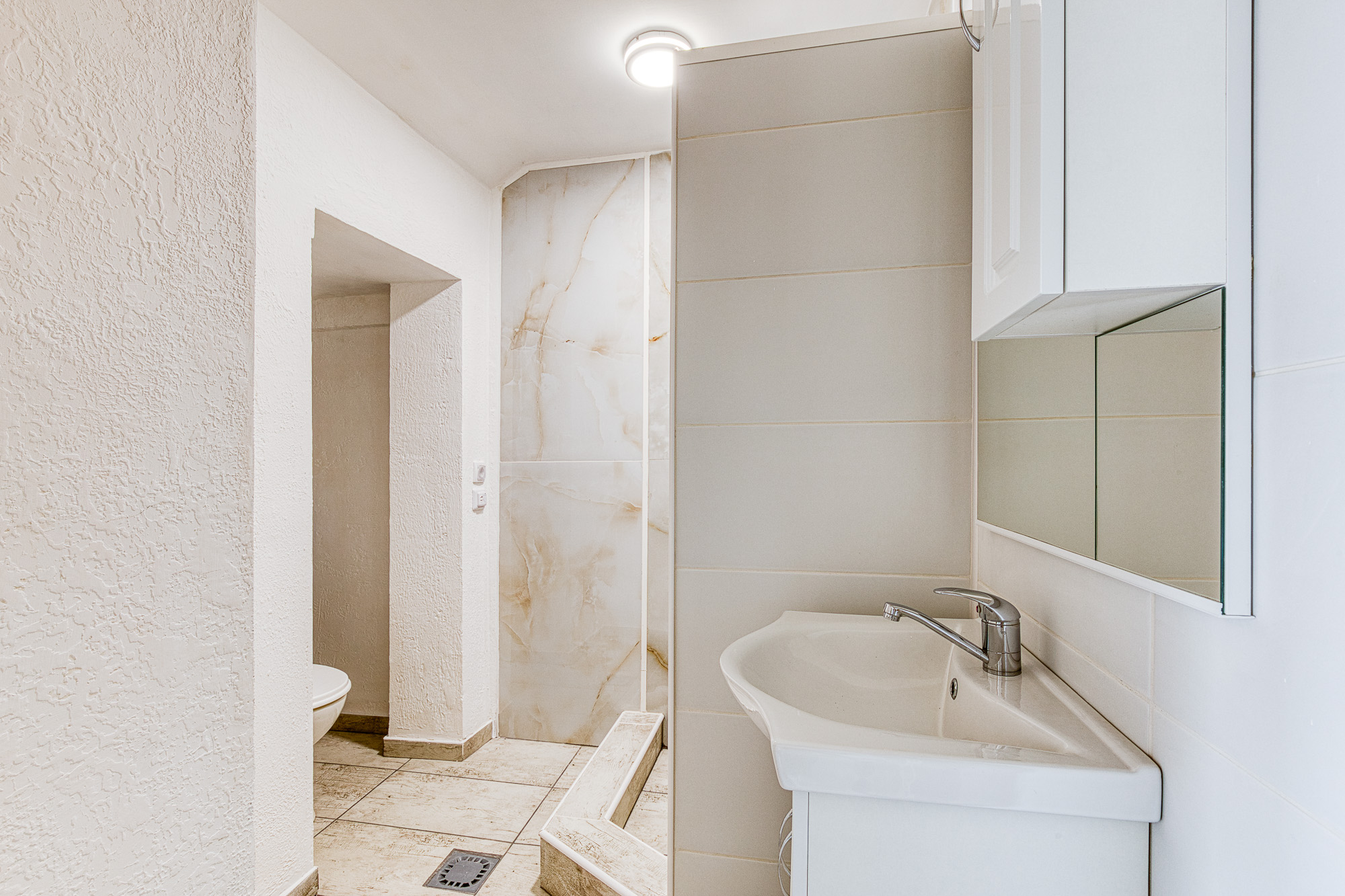 Image of House - 3 Bedrooms - 2 Bathrooms for Sale in Herceg-Novi-Herceg Novi-Montenegro, Image 7