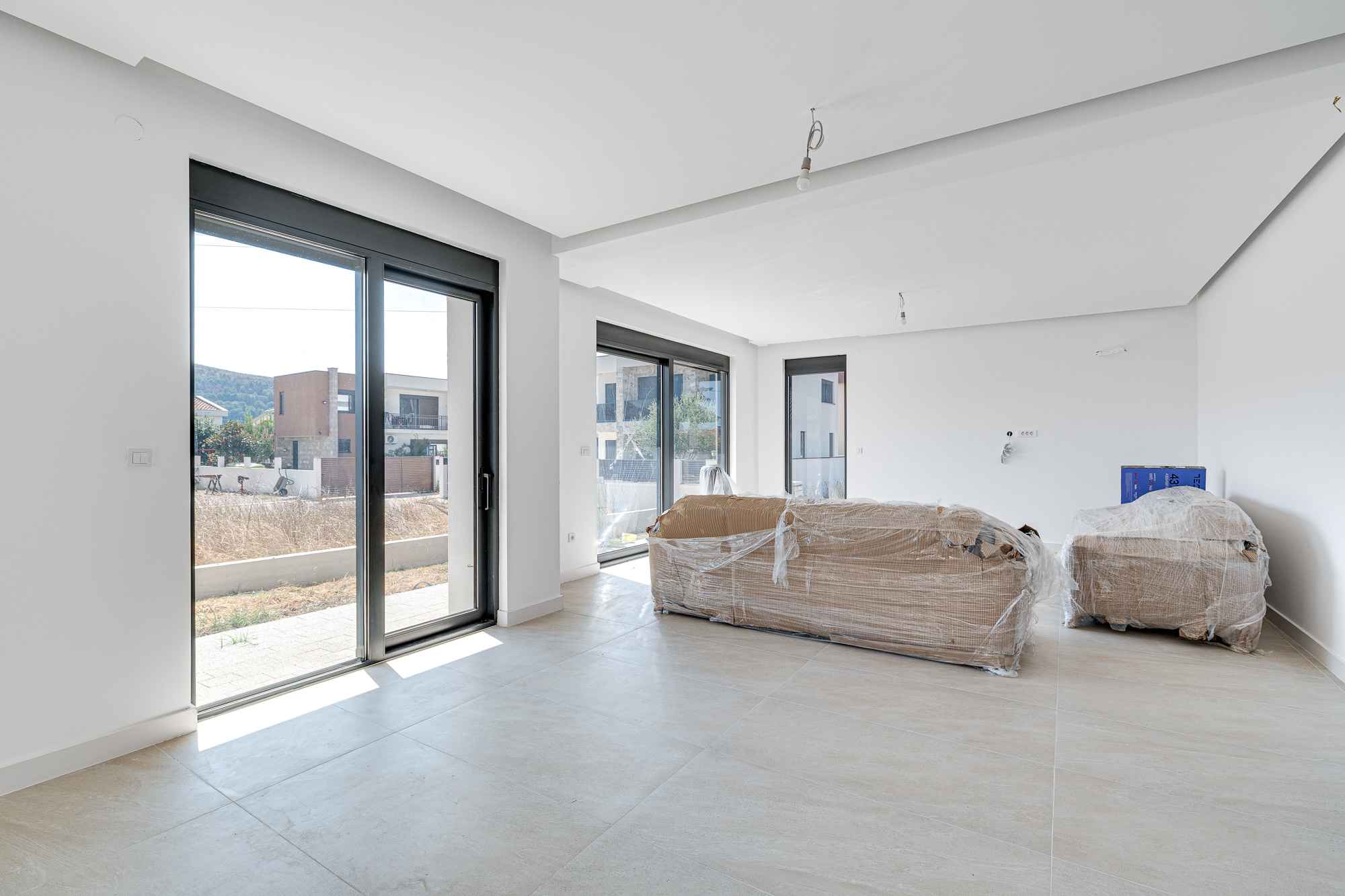 Image of House - 3 Bedrooms - 3 Bathrooms for Sale in Bar-Bar-Montenegro, Image 3