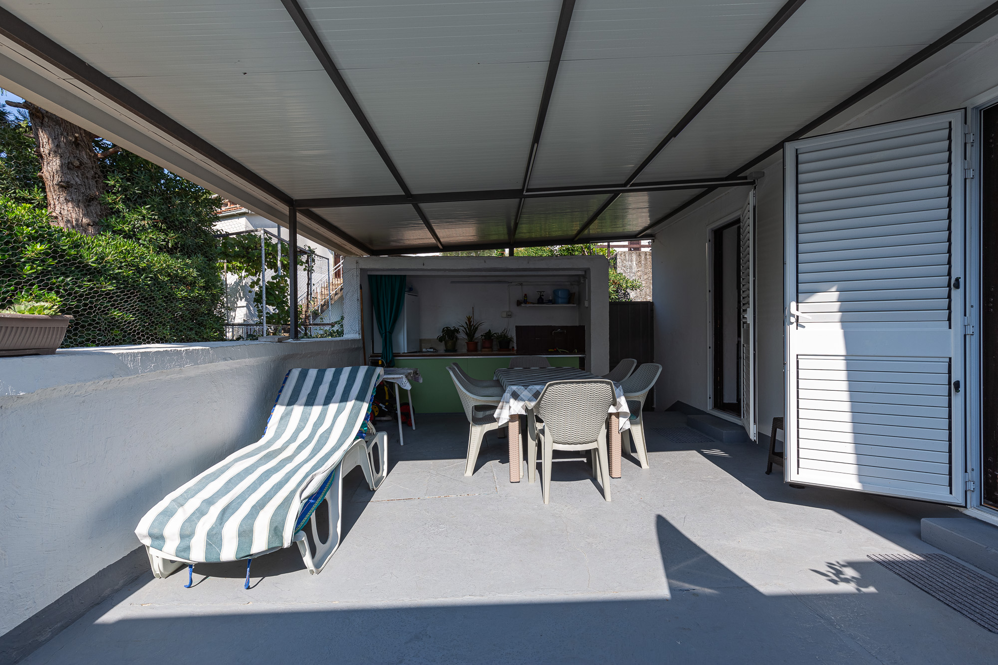 Image of Townhouse - 4 Bedrooms - 4 Bathrooms for Sale in Budva-Budva-Montenegro, Image 32