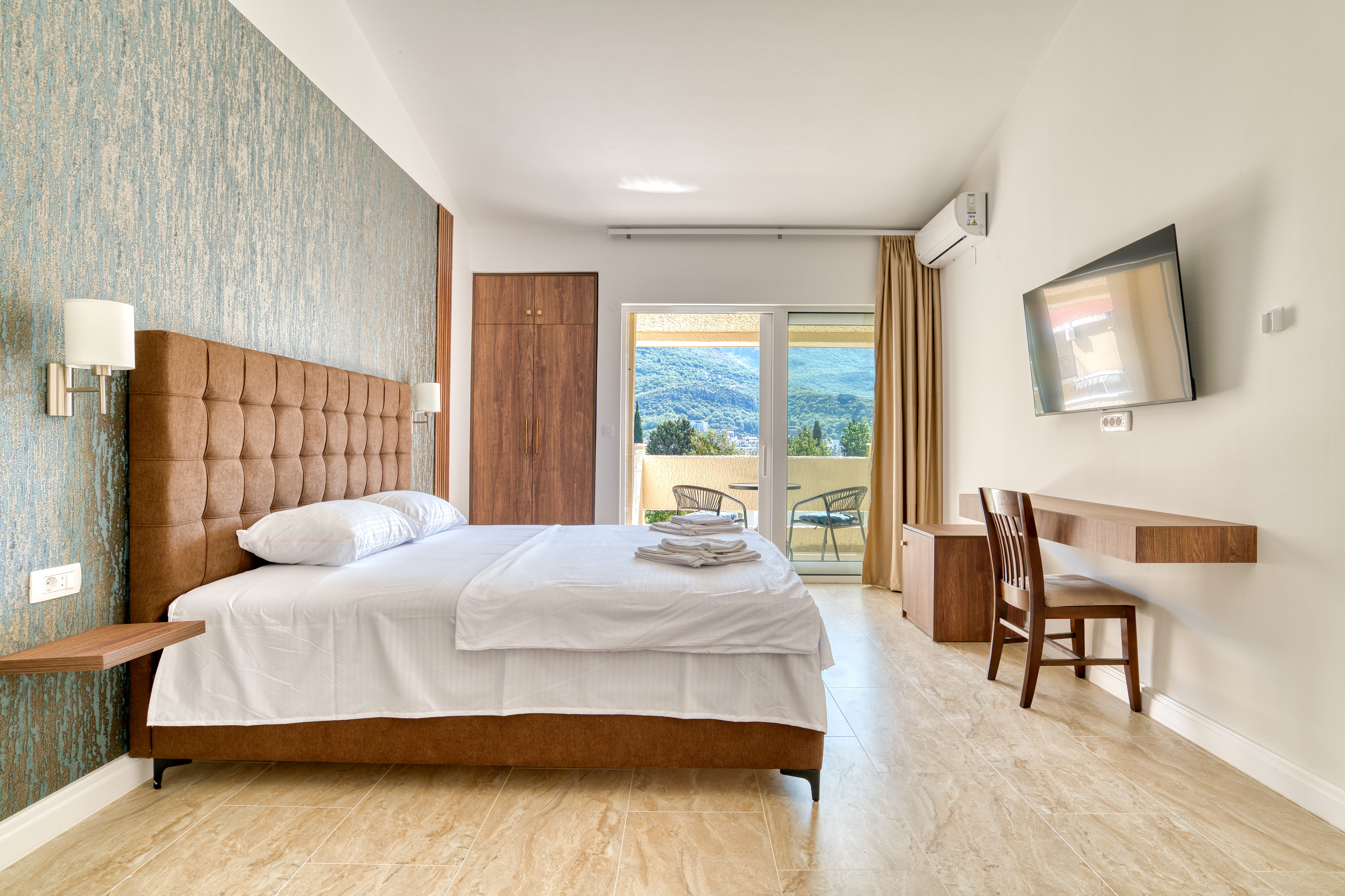 Image of Hotel - 18 Bedrooms for Sale in Budva-Becici-Montenegro, Image 5