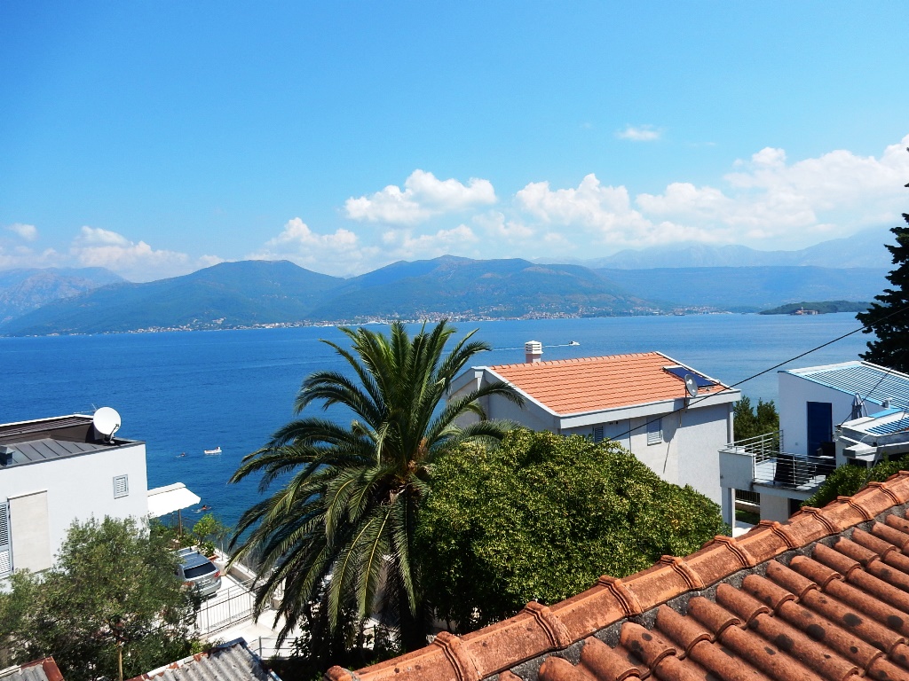 Image of House - 3 Bedrooms - 2 Bathrooms for Sale in Tivat-Tivat-Montenegro, Image 17
