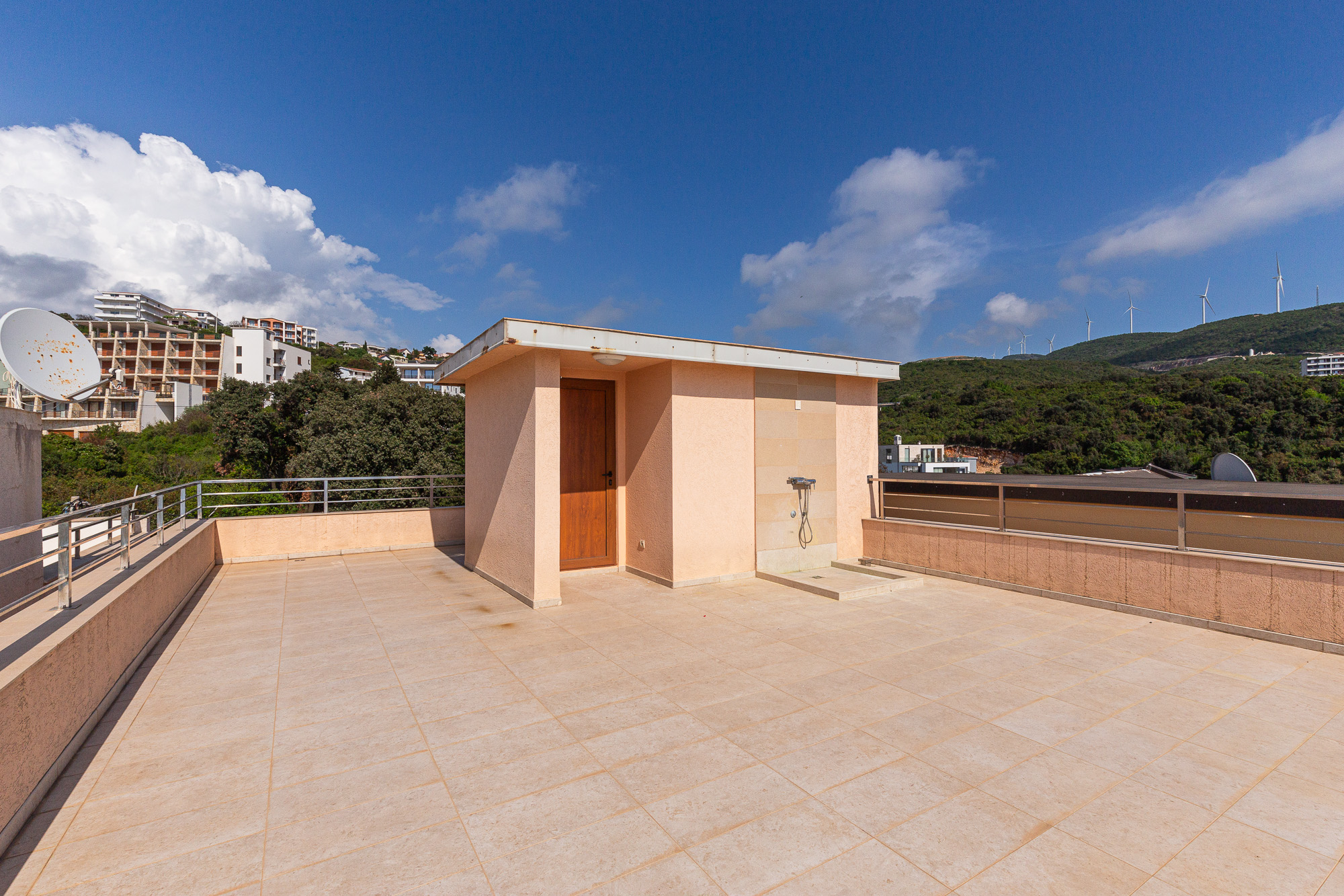 Image of House - 4 Bedrooms - 4 Bathrooms for Sale in Bar-Utjeha-Montenegro, Image 45