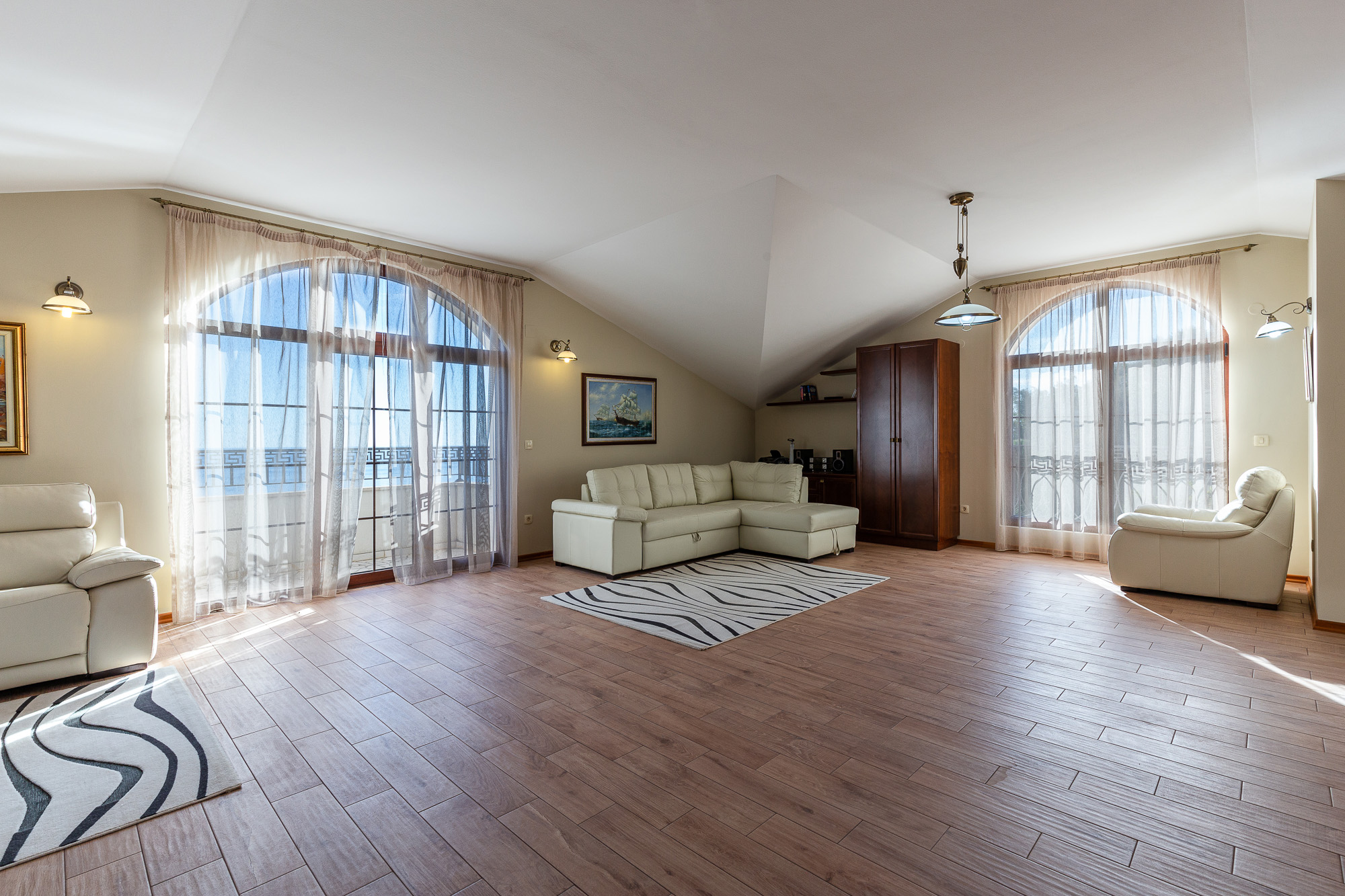 Image of Villa - 4 Bedrooms - 5 Bathrooms for Sale in Budva-Rezevici-Montenegro, Image 6