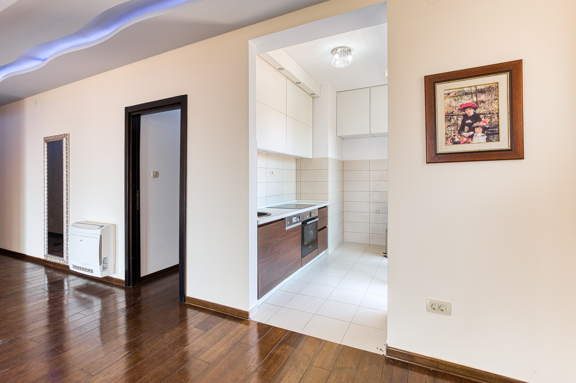 Image of Property - 3 Bedrooms - 3 Bathrooms for Sale in Budva-Petrovac-Montenegro, Image 6