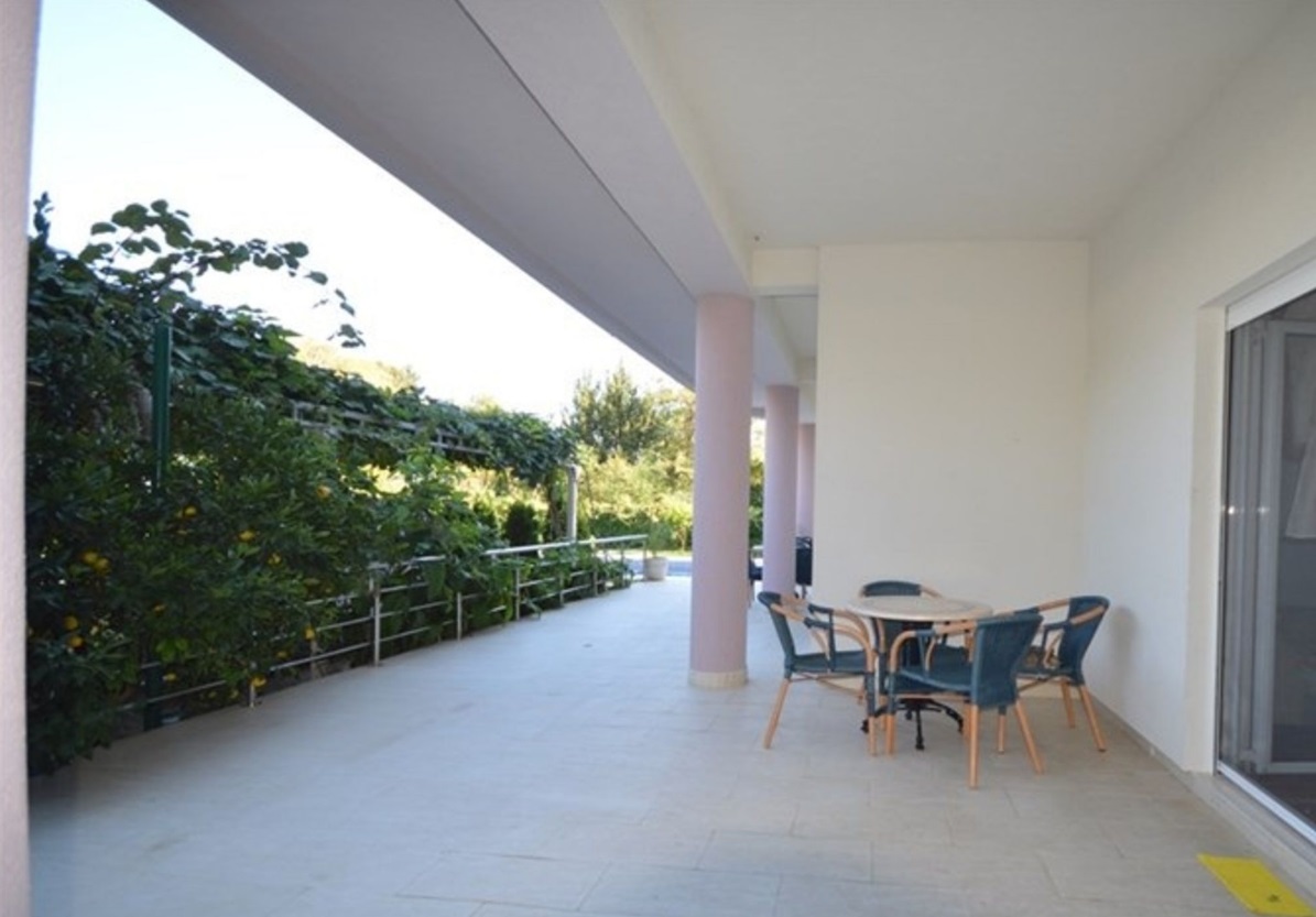 Image of House - 11 Bedrooms - 11 Bathrooms for Sale in Herceg-Novi-Sutorina-Montenegro, Image 9