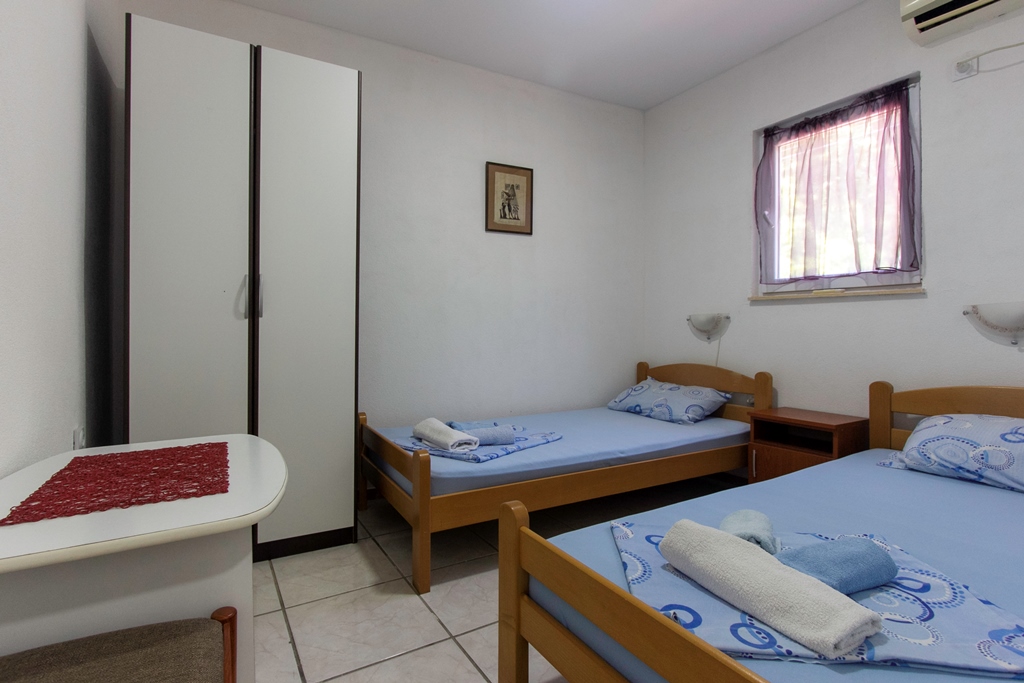 Image of House - 5 Bedrooms - 5 Bathrooms for Sale in Bar-Montenegro, Image 11