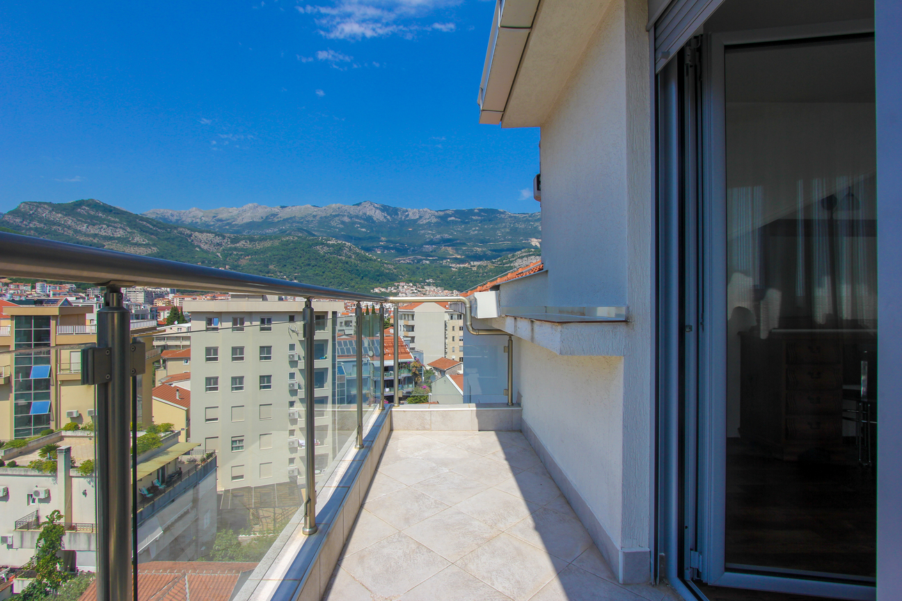 Image of Apartment - 2 Bedrooms - 1 Bathrooms for Sale in Budva-Budva-Montenegro, Image 3