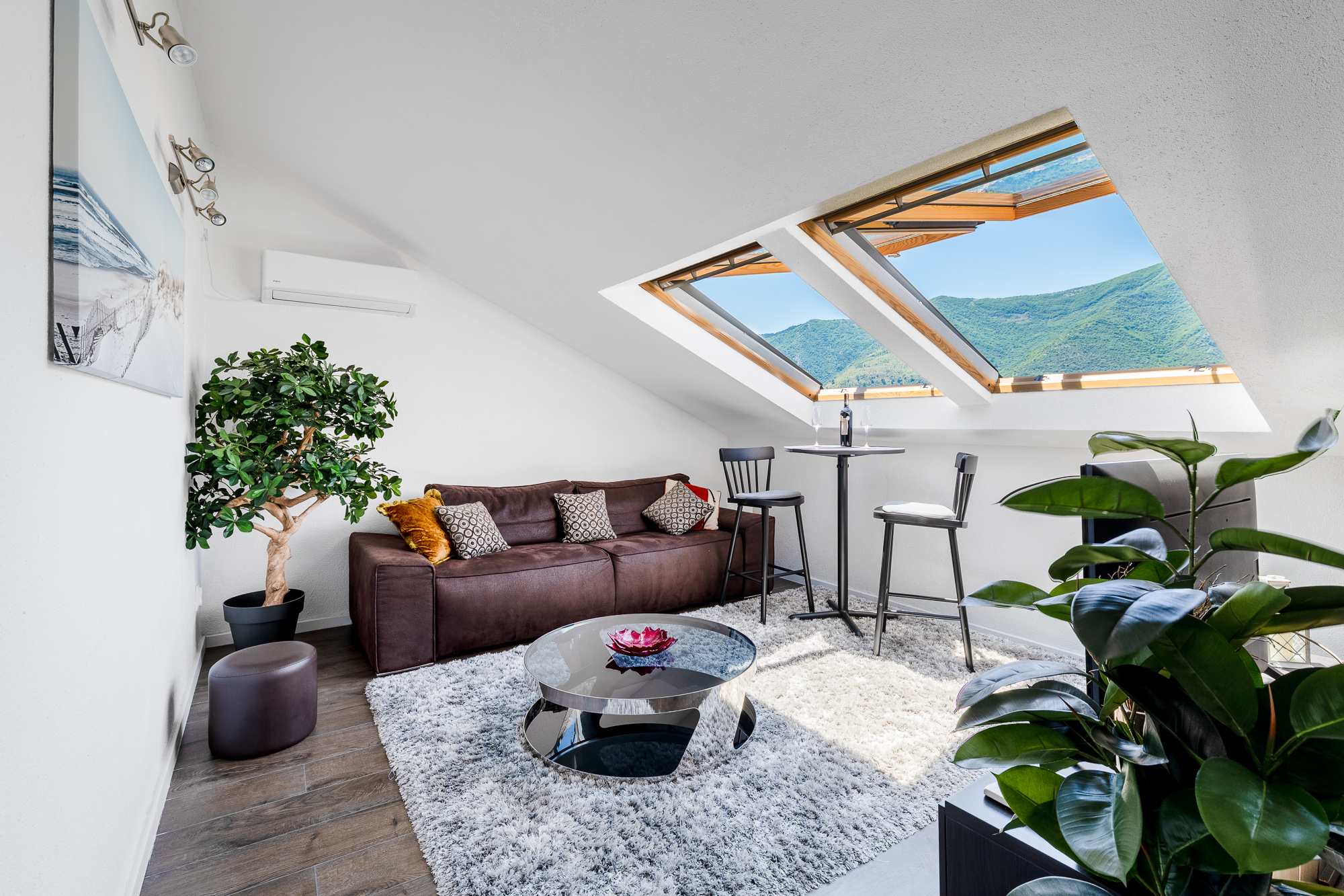 Image of Apartment - 2 Bedrooms - 2 Bathrooms for Sale in Kotor-Dobrota-Montenegro, Image 2