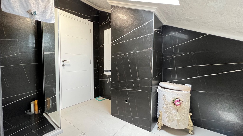 Image of Apartment - 2 Bedrooms - 1 Bathrooms for Sale in Bar-Bar-Montenegro, Image 11