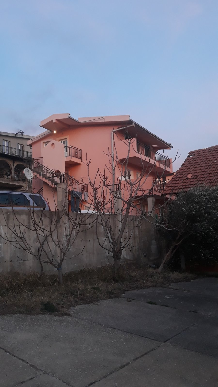 Image of House - 6 Bedrooms - 3 Bathrooms for Sale in Bar-Zeleni Pojas-Montenegro, Image 4