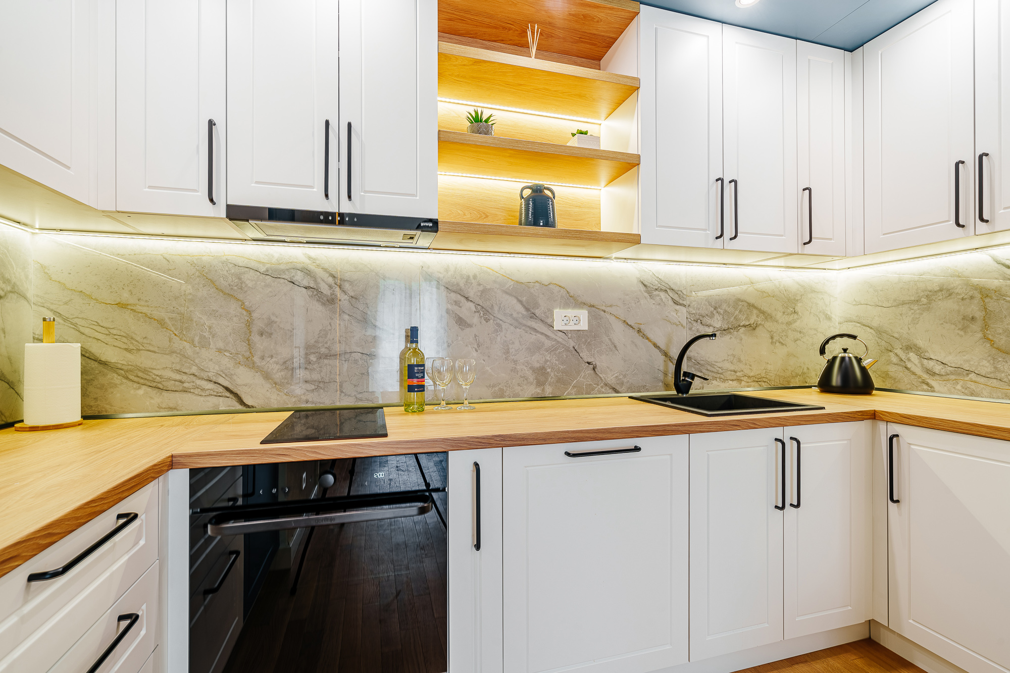 Image of Apartment - 2 Bedrooms - 2 Bathrooms for Sale in Budva-Becici-Montenegro, Image 11