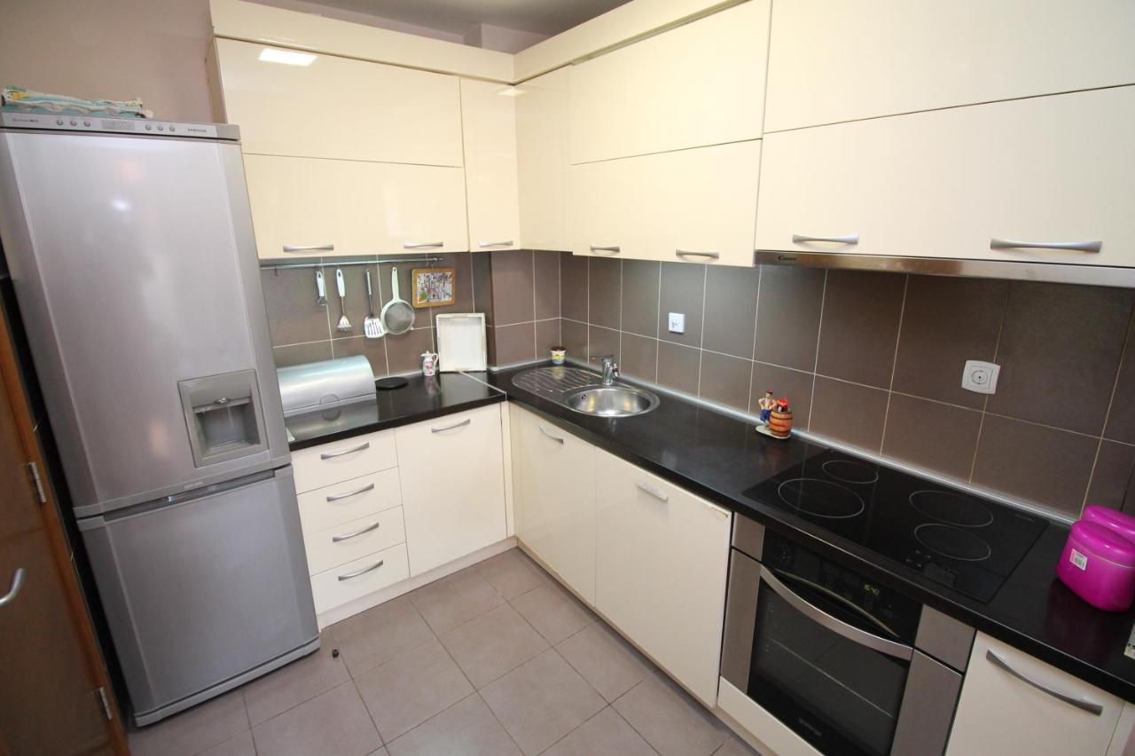 Image of Apartment - 2 Bedrooms - 1 Bathrooms for Sale in Budva-Budva-Montenegro, Image 4