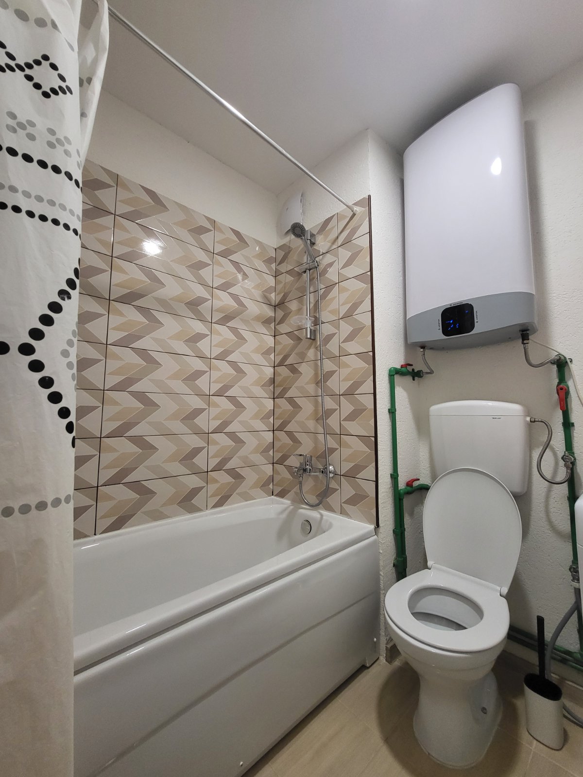 Image of Apartment - 2 Bedrooms - 1 Bathrooms for Sale in Budva-Budva-Montenegro, Image 6