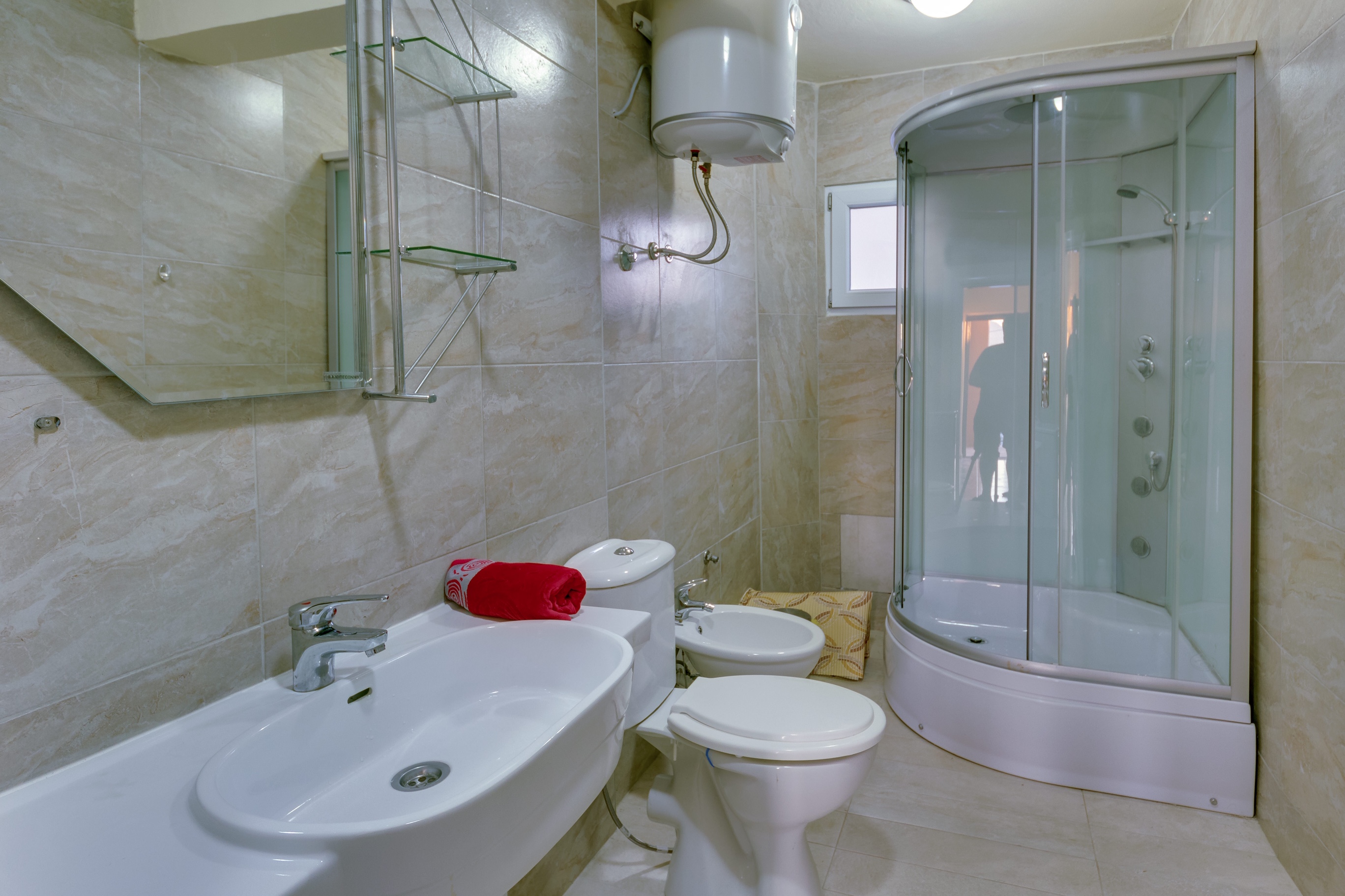 Image of Hotel - 10 Bedrooms for Sale in Bar-Bar-Montenegro, Image 7