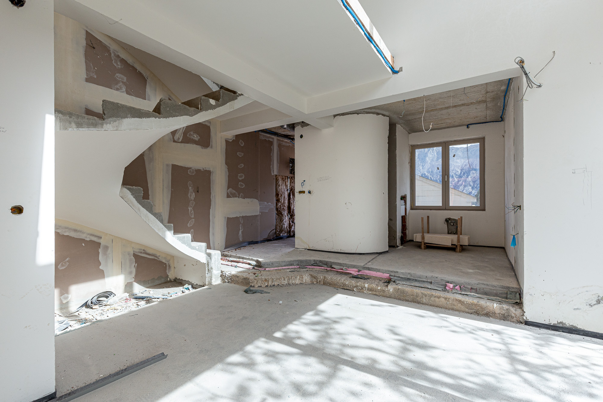 Image of House - 6 Bedrooms for Sale in Kotor-Prcanj-Montenegro, Image 41
