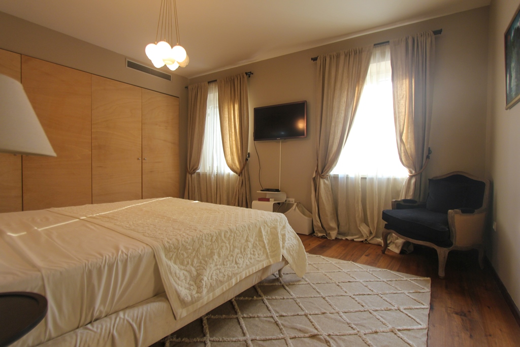 Image of Apartment - 3 Bedrooms - 1 Bathrooms for Sale in Budva-Montenegro, Image 11
