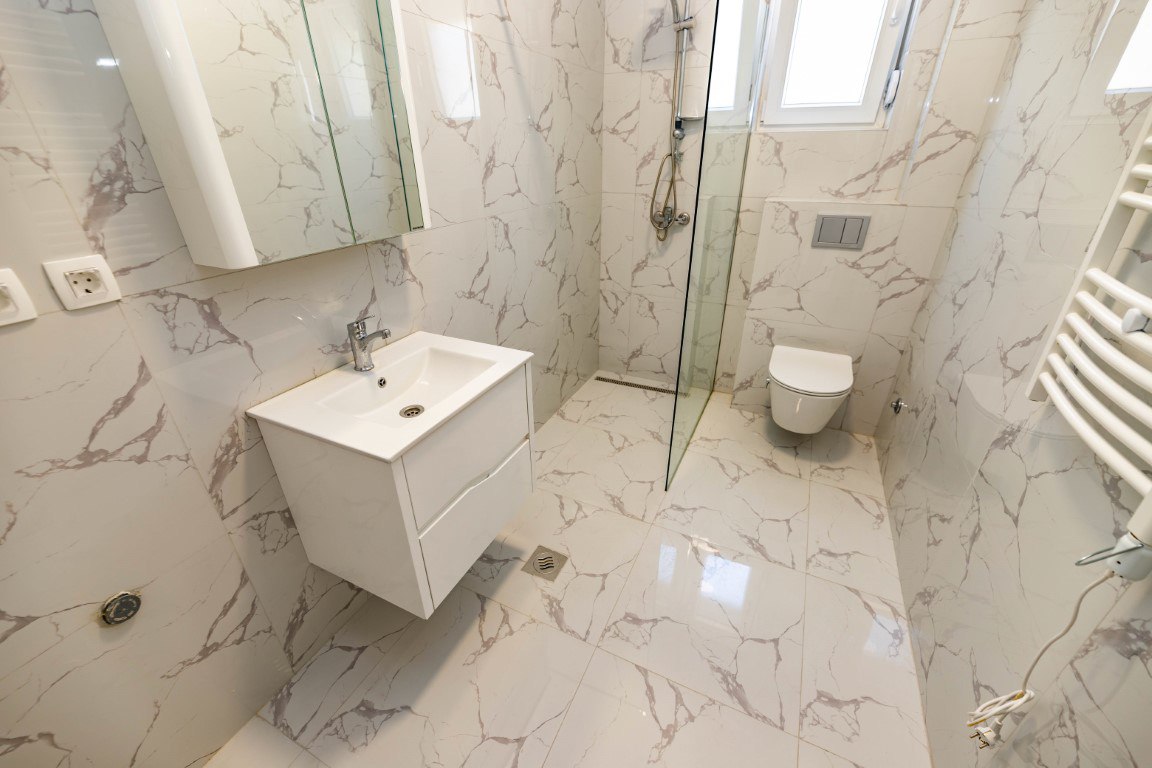 Image of Apartment - 2 Bedrooms - 1 Bathrooms for Sale in Herceg-Novi-Djenovici-Montenegro, Image 11