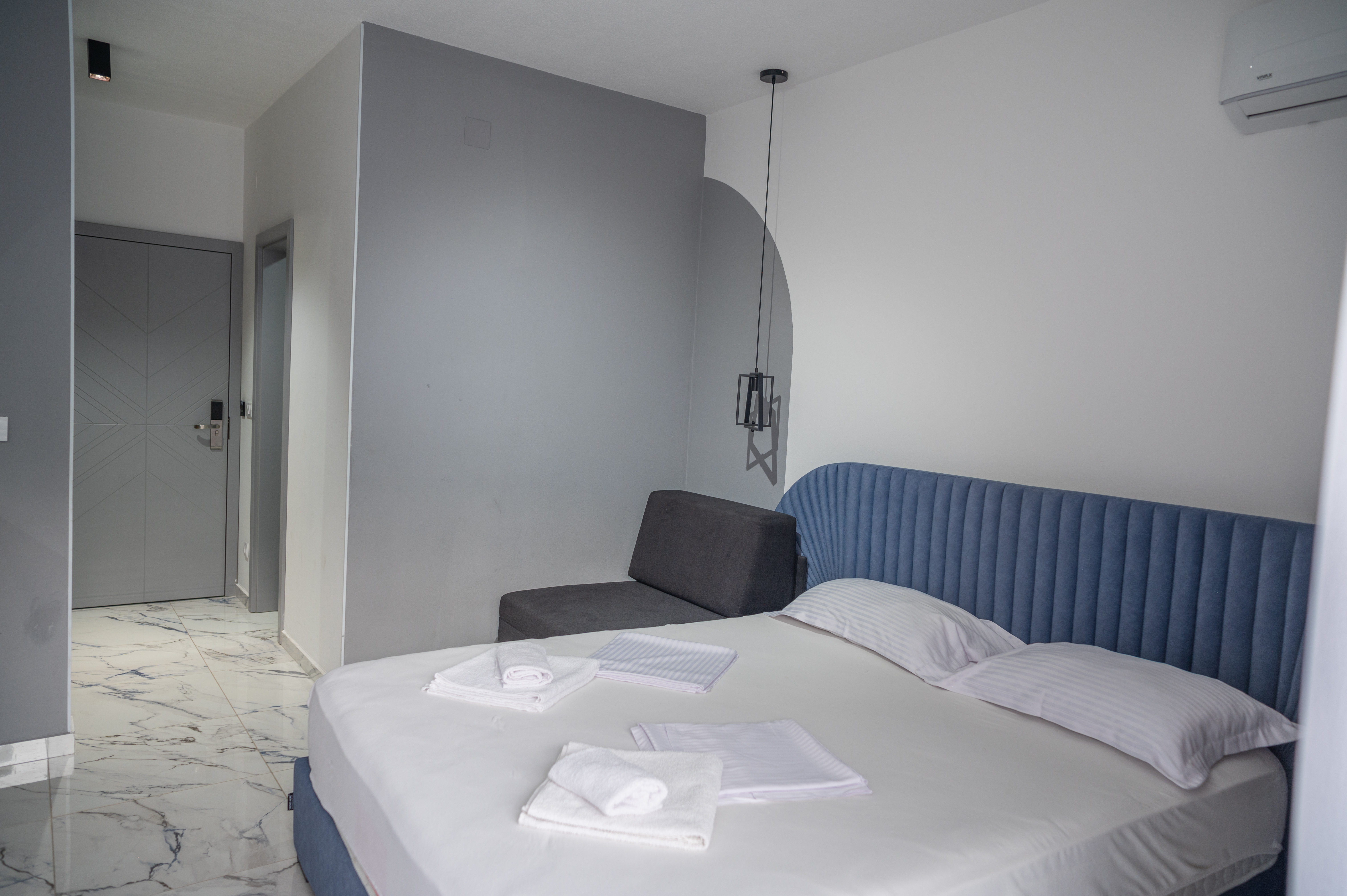 Image of Hotel - 15 Bedrooms - 18 Bathrooms for Sale in Ulcin-Ulcinj-Montenegro, Image 10