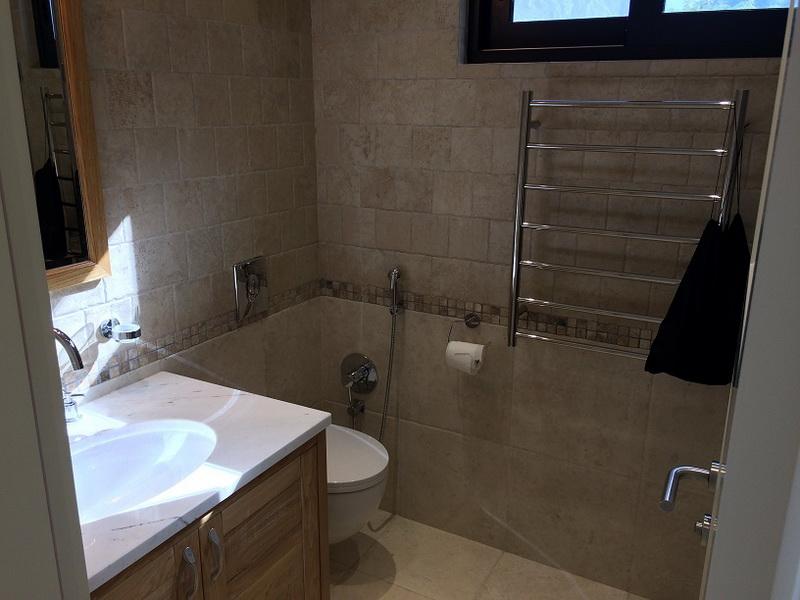 Image of House - 4 Bedrooms - 5 Bathrooms for Sale in Kotor-Stoliv-Montenegro, Image 9