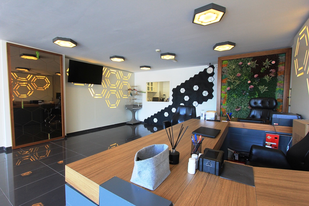 Image of Commerce property - 2 Bedrooms - 2 Bathrooms for Sale in Budva-Budva-Montenegro, Image 8