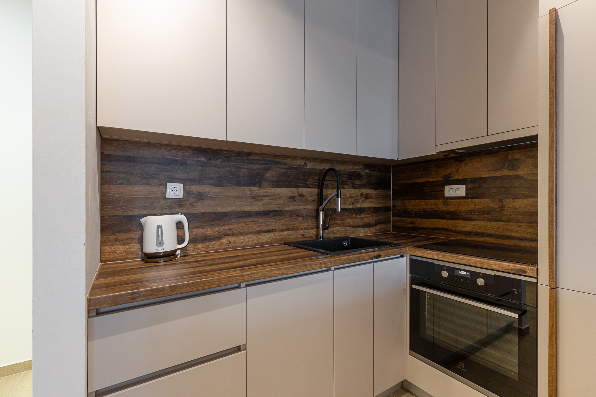 Image of Apartment - 1 Bedrooms - 1 Bathrooms for Sale in Budva-Becici-Montenegro, Image 6