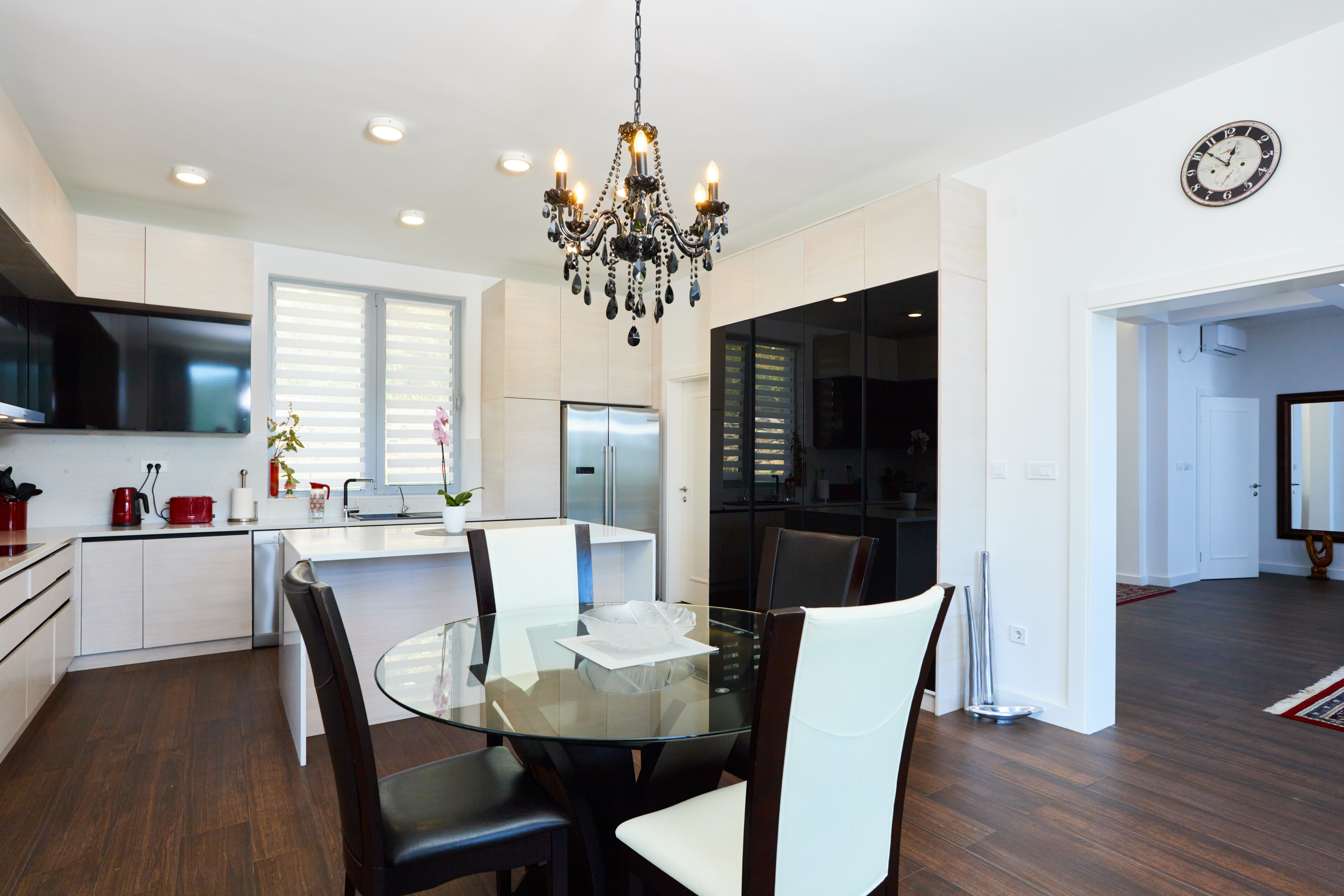 Image of Villa - 4 Bedrooms - 4 Bathrooms for Sale in Herceg-Novi-Kumbor-Montenegro, Image 40