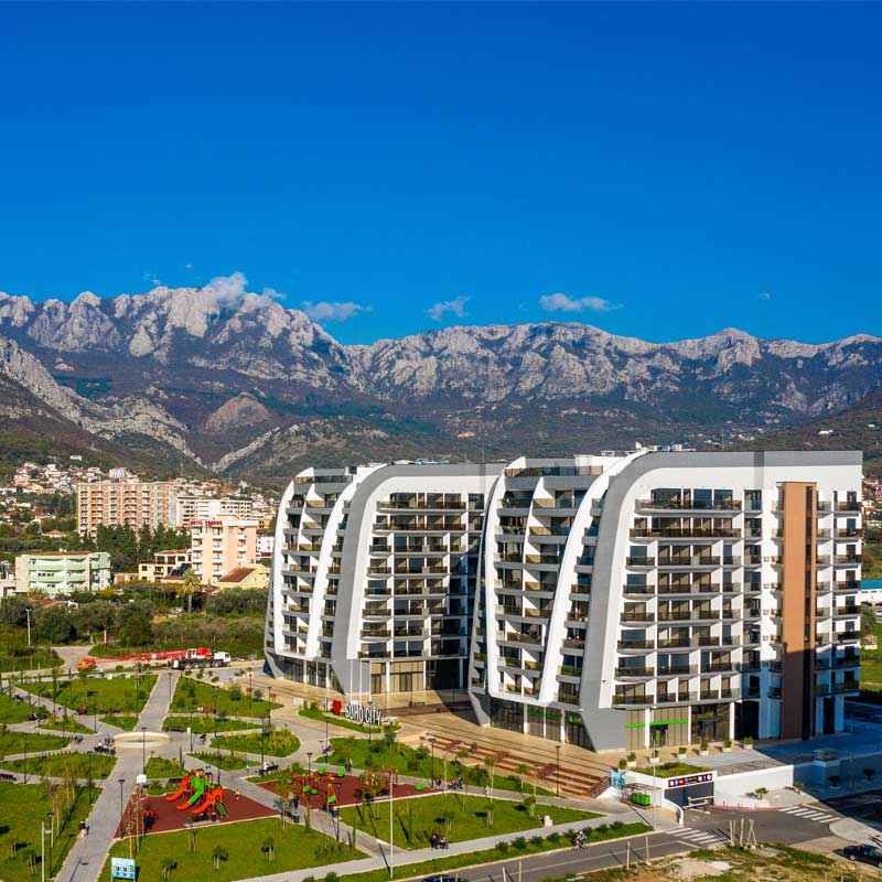 Hotel in a complex in Bar