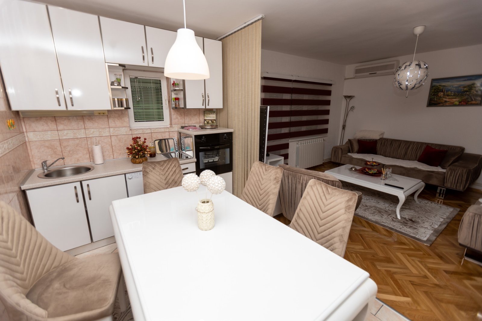 Image of House - 7 Bedrooms - 3 Bathrooms for Sale in Bar-Bar-Montenegro, Image 13