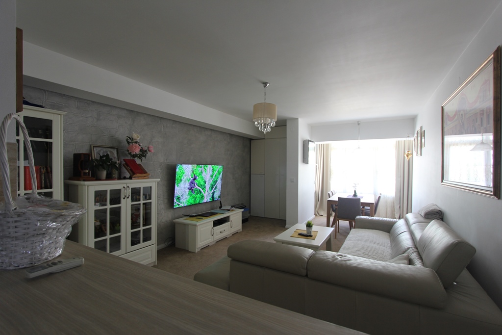 Image of Apartment - 4 Bedrooms - 1 Bathrooms for Sale in Budva-Budva-Montenegro, Image 8